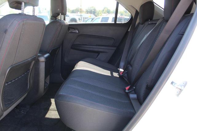 Photo of 2017 White Chevrolet Equinox