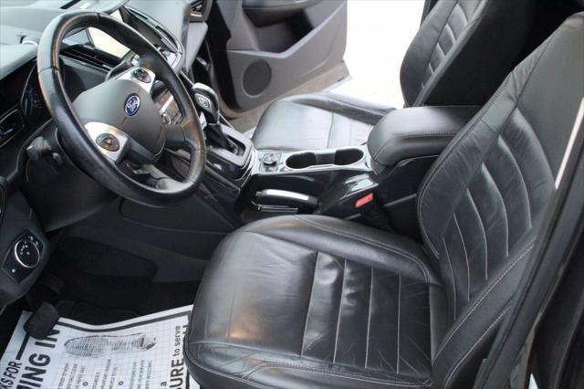 Photo of 2015 Magnetic Ford Escape