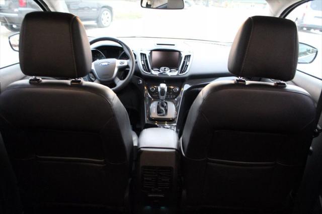 Photo of 2015 Magnetic Ford Escape