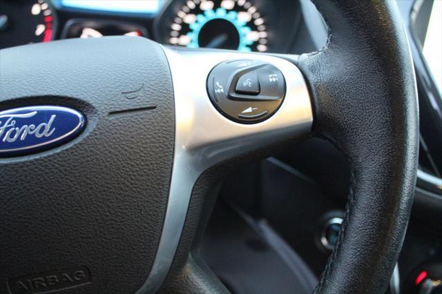 Photo of 2015 Magnetic Ford Escape