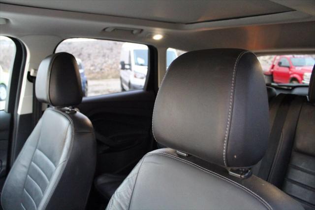 Photo of 2015 Magnetic Ford Escape