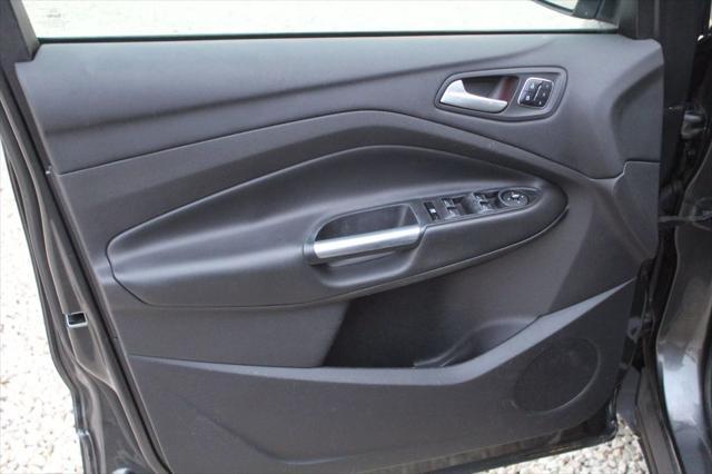 Photo of 2015 Magnetic Ford Escape
