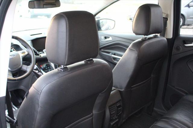 Photo of 2015 Magnetic Ford Escape