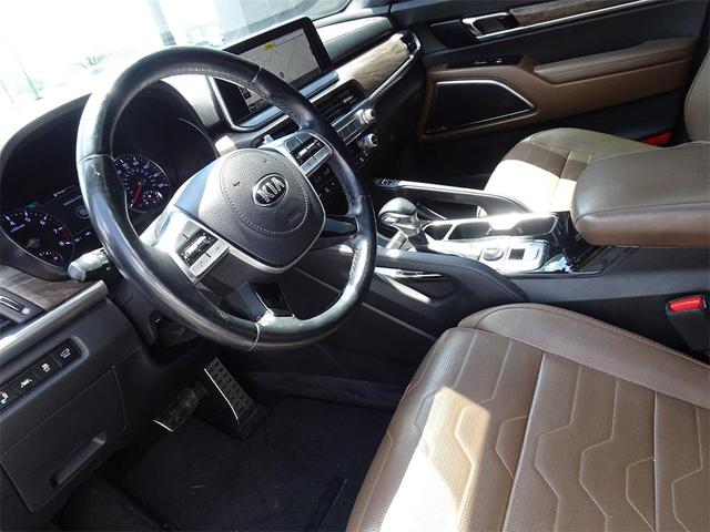 Photo of 2020 Snow White Pearl Kia Telluride