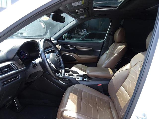 Photo of 2020 Snow White Pearl Kia Telluride