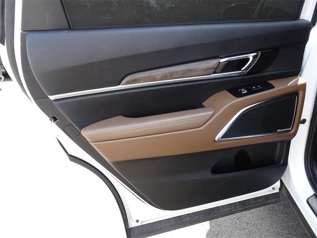 Photo of 2020 Snow White Pearl Kia Telluride