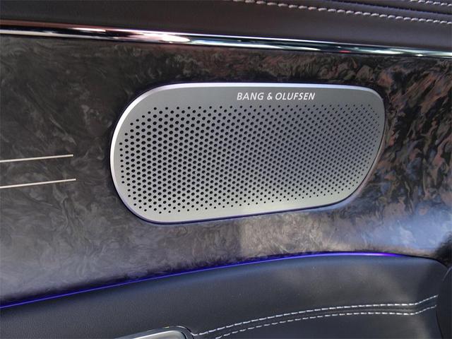 Photo of 2024 Black Genesis G90