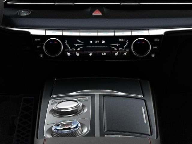 Photo of 2024 Silver Genesis G80