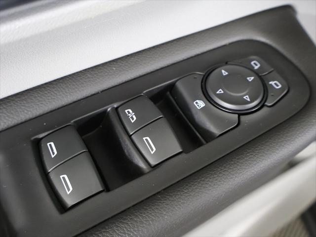 Photo of 2021 Summit White GMC Terrain