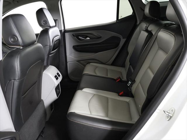 Photo of 2021 Summit White GMC Terrain
