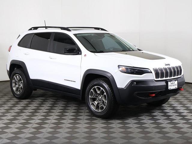 Photo of 2022 Bright White Clearcoat Jeep Cherokee