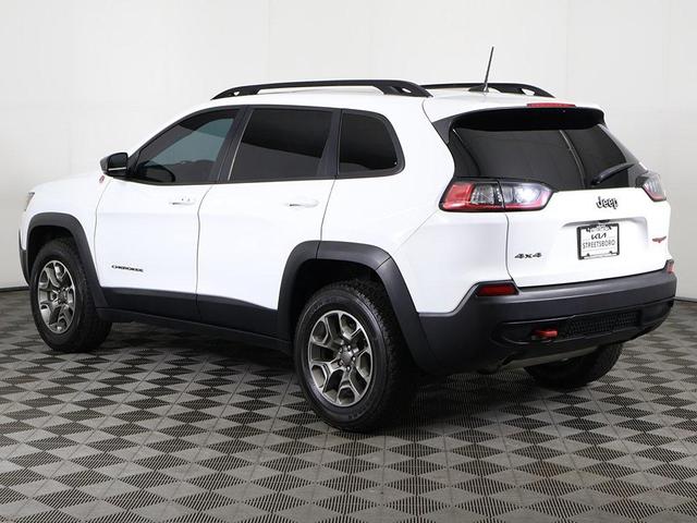 Photo of 2022 Bright White Clearcoat Jeep Cherokee