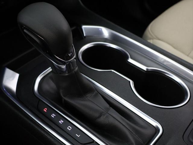 Photo of 2022 Silver Ice Metallic Chevrolet Traverse