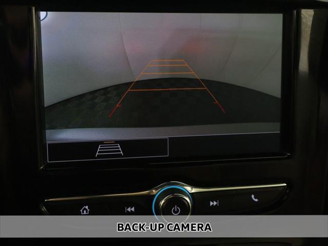 Photo of 2022 Silver Ice Metallic Chevrolet Traverse