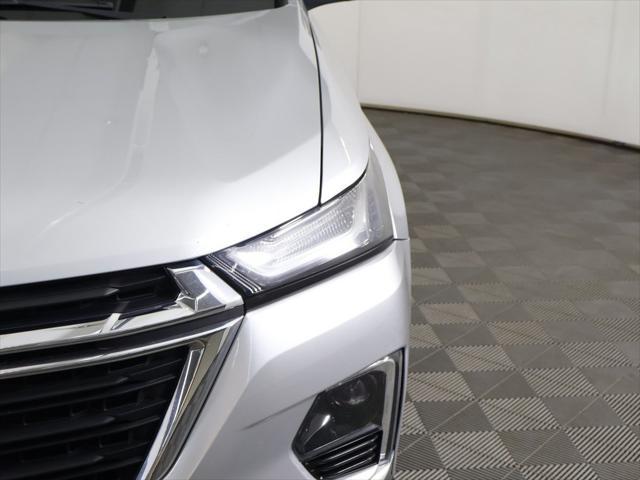 Photo of 2022 Silver Ice Metallic Chevrolet Traverse