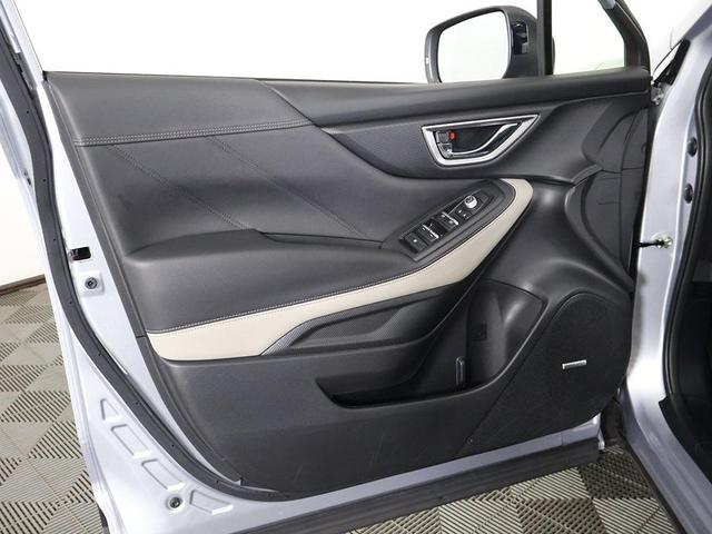 Photo of 2024 Ice Silver Metallic Subaru Forester