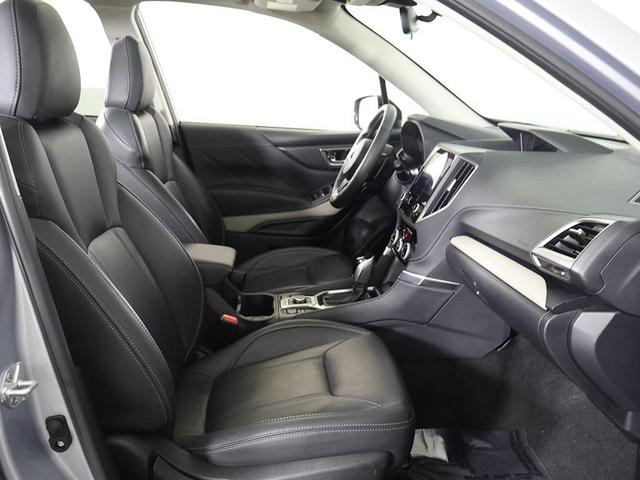 Photo of 2024 Ice Silver Metallic Subaru Forester