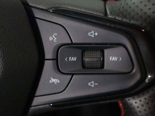 Photo of 2024 Mosaic Black Metallic Chevrolet Trax