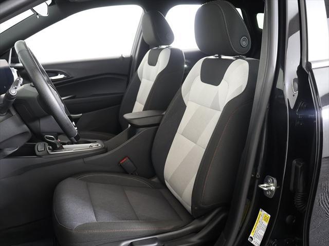 Photo of 2024 Mosaic Black Metallic Chevrolet Trax