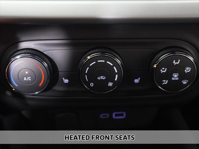 Photo of 2024 Mosaic Black Metallic Chevrolet Trax