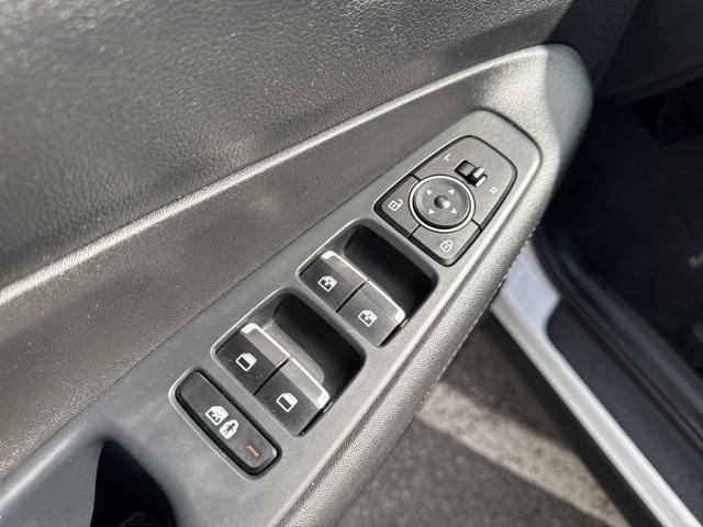 Photo of 2022 Quartz White Hyundai SANTA FE