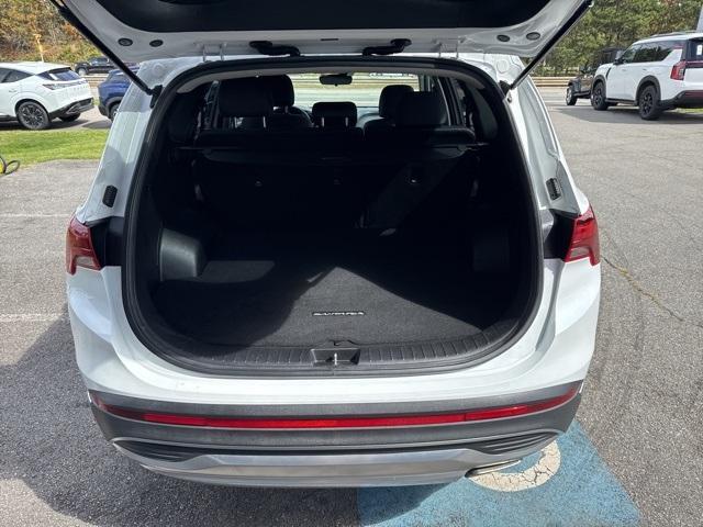 Photo of 2022 Quartz White Hyundai SANTA FE
