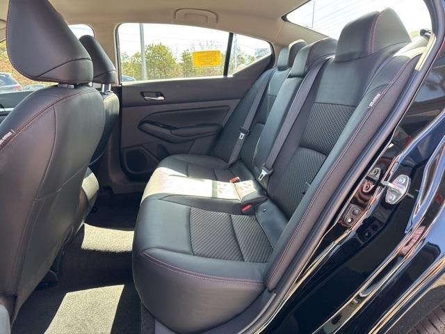 Photo of 2025 Black Nissan Altima