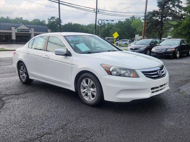 Photo of 2012 White Honda Accord