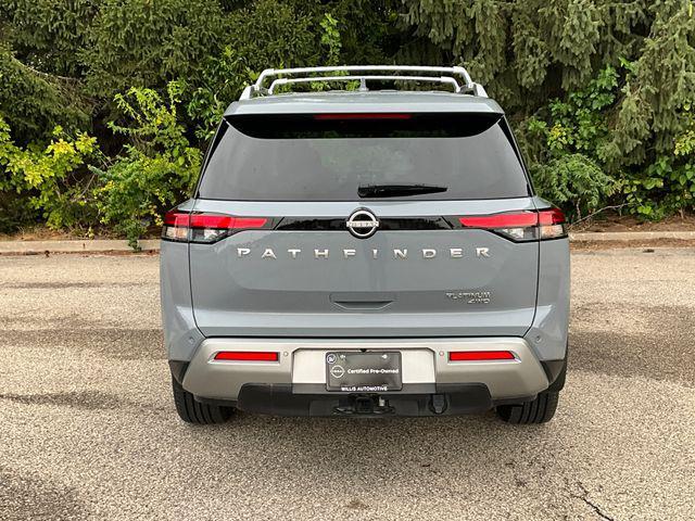 Photo of 2023 Boulder Gray Pearl Nissan Pathfinder