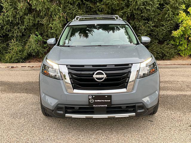 Photo of 2023 Boulder Gray Pearl Nissan Pathfinder