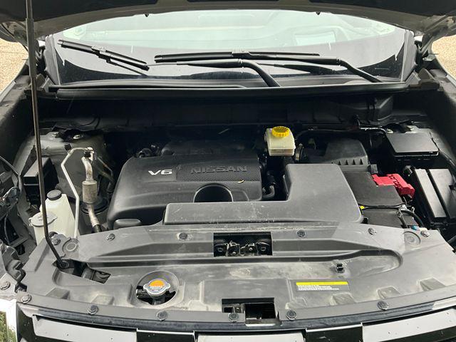 Photo of 2023 Boulder Gray Pearl Nissan Pathfinder