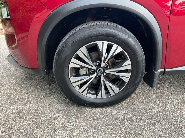 Photo of 2022 Scarlet Ember Tintcoat Nissan Rogue