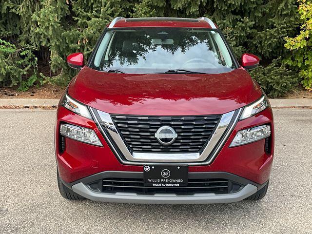 Photo of 2022 Scarlet Ember Tintcoat Nissan Rogue
