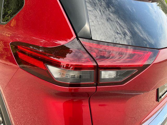 Photo of 2022 Scarlet Ember Tintcoat Nissan Rogue