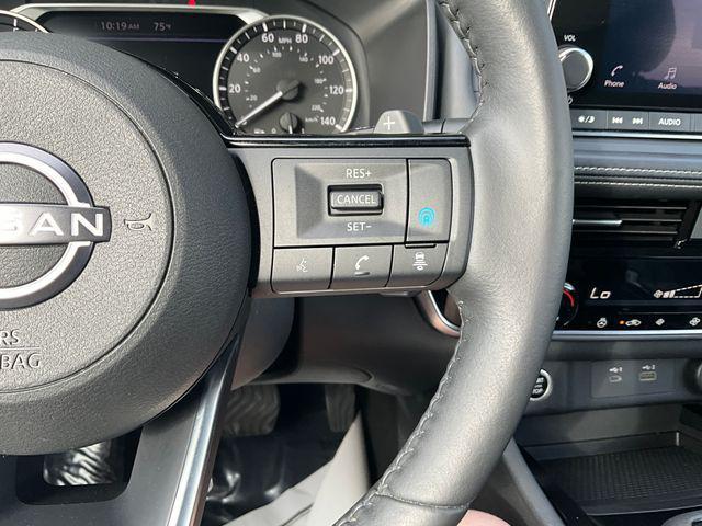 Photo of 2022 Scarlet Ember Tintcoat Nissan Rogue