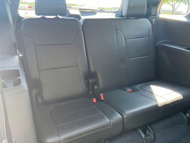 Photo of 2019 Summit White Chevrolet Traverse