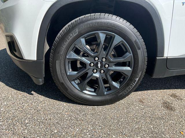 Photo of 2019 Summit White Chevrolet Traverse