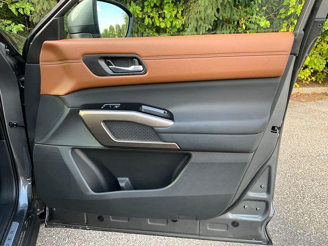 Photo of 2025 Gun Metallic Nissan Pathfinder