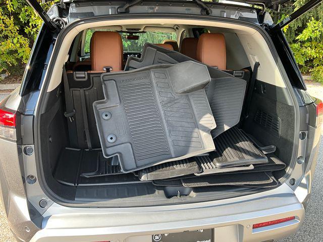 Photo of 2025 Gun Metallic Nissan Pathfinder