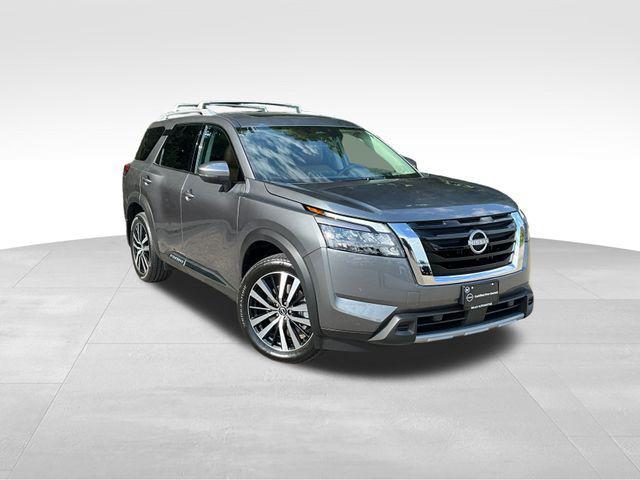 Photo of 2025 Gun Metallic Nissan Pathfinder