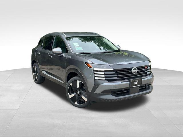 Photo of 2025 Gun Metallic Nissan Kicks