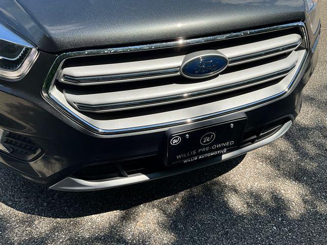 Photo of 2019 Magnetic Ford Escape