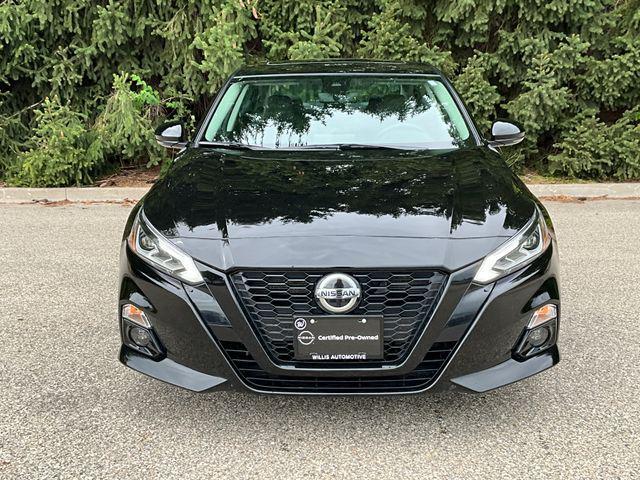 Photo of 2022 Super Black Nissan Altima