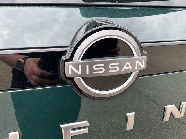 Photo of 2025 Obsidian Green Pearl Nissan Pathfinder