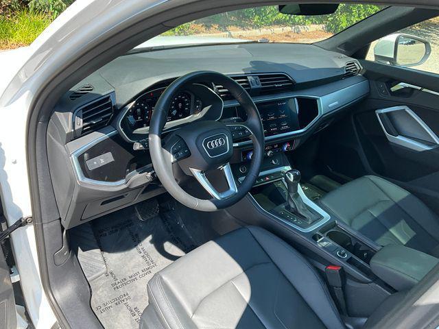 Photo of 2022 Ibis White Audi Q3
