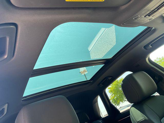 Photo of 2022 Ibis White Audi Q3
