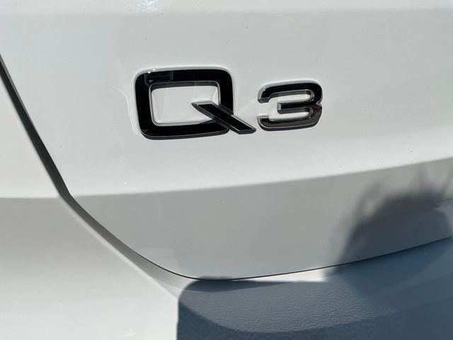 Photo of 2022 Ibis White Audi Q3