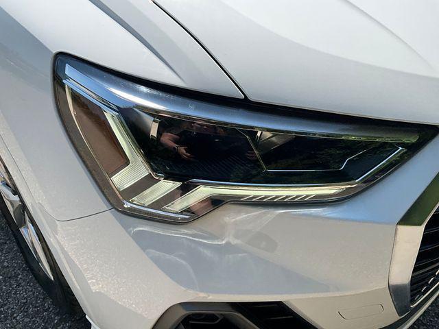 Photo of 2022 Ibis White Audi Q3