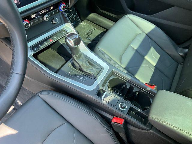 Photo of 2022 Ibis White Audi Q3