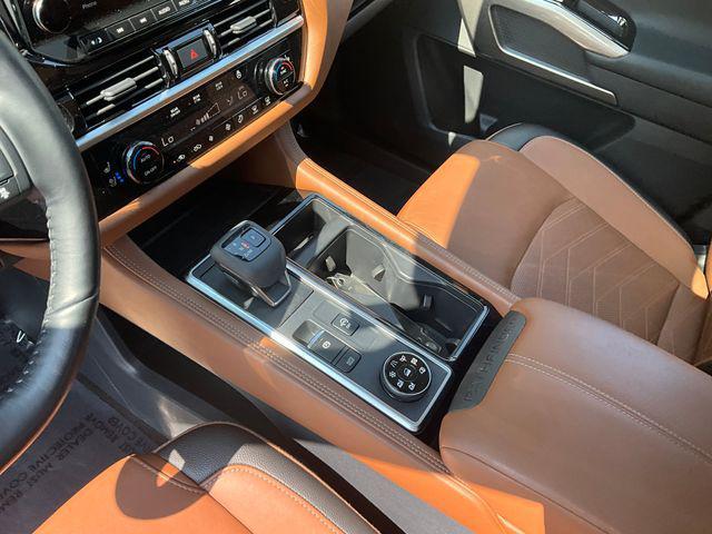 Photo of 2023 Brilliant Silver Metallic Nissan Pathfinder